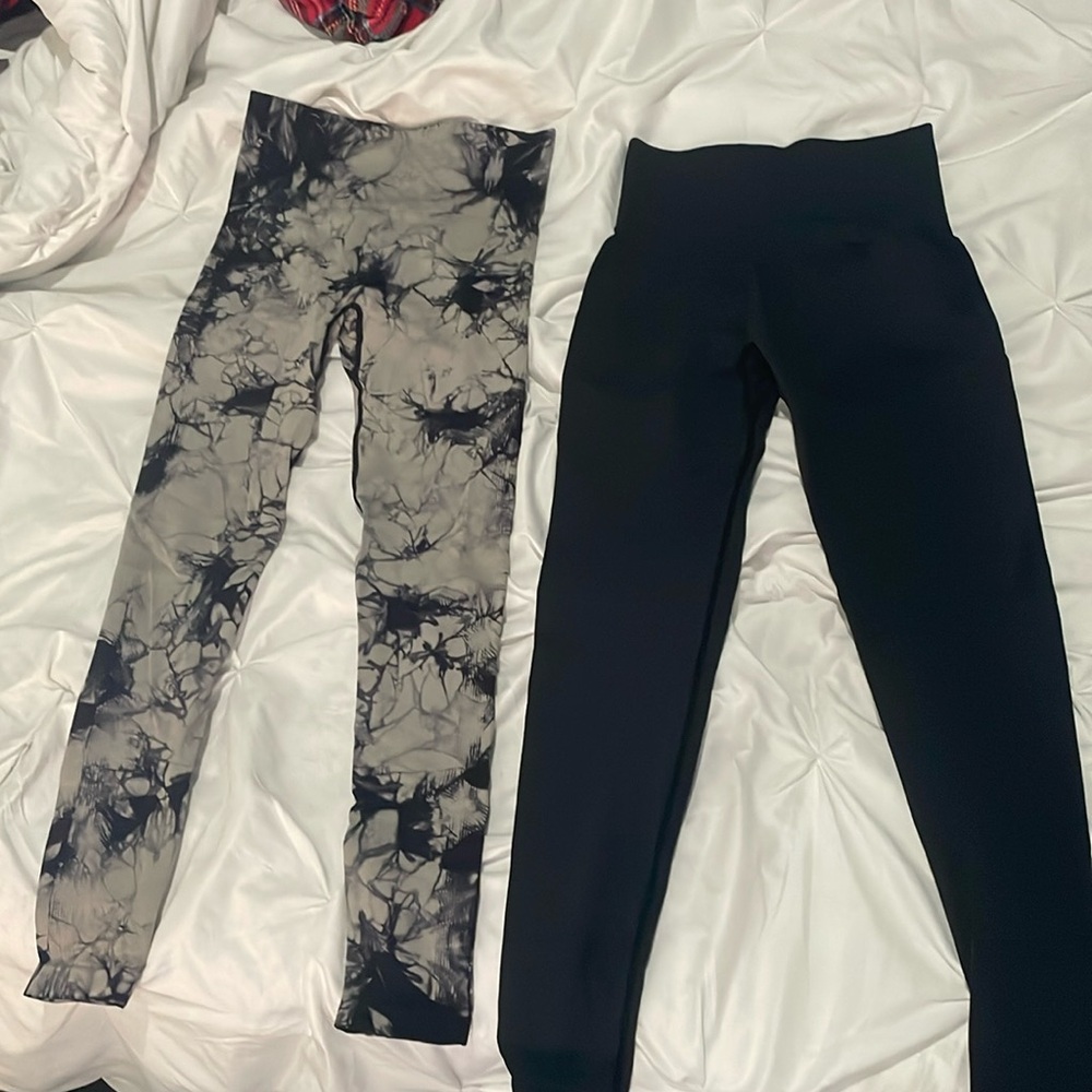 black and tie die gym leggings bundle